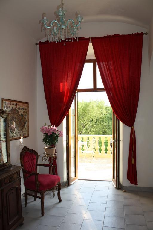 Bynovecky Zamecek Hotel Luaran gambar